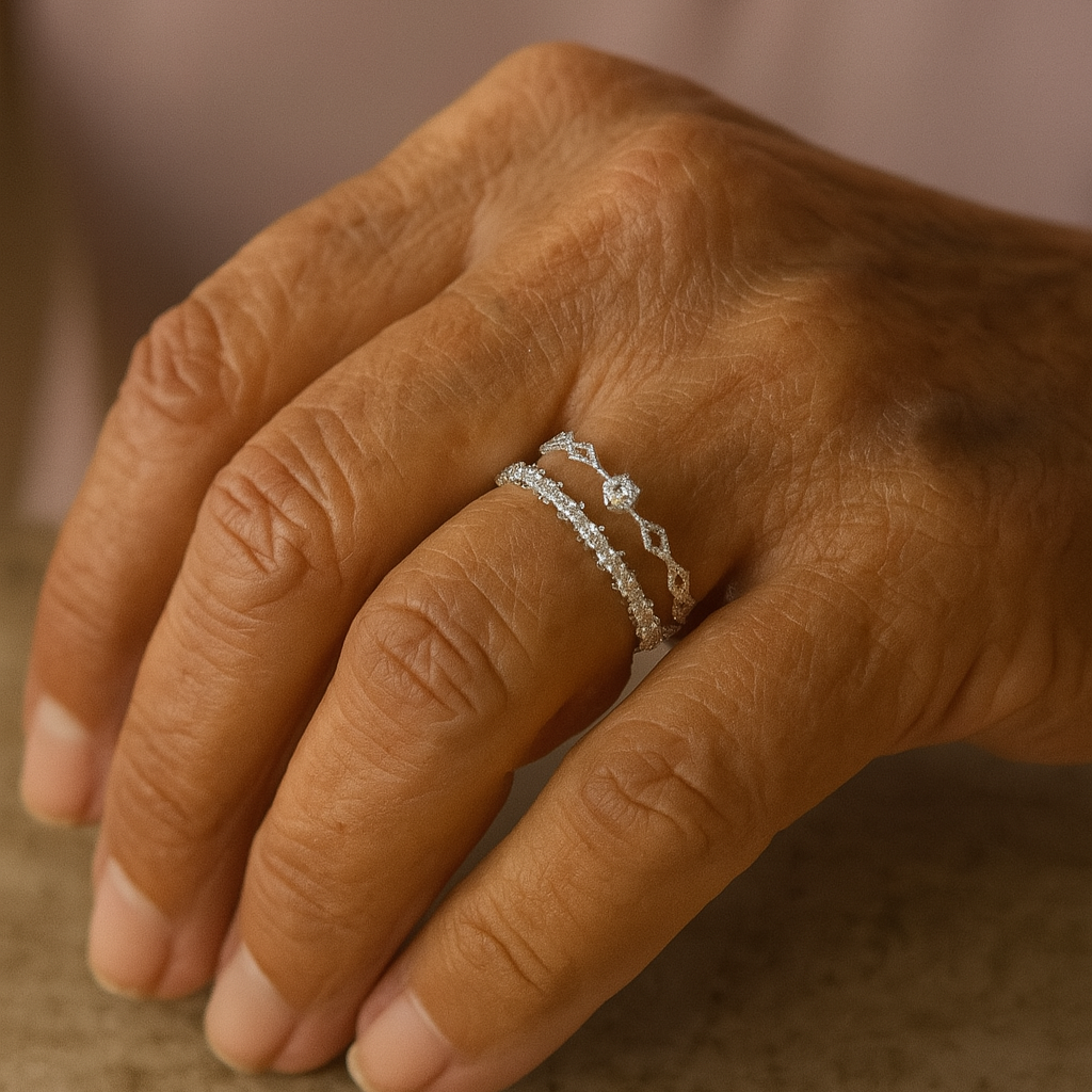 Adjustable Zirconia Ring Made of Silver