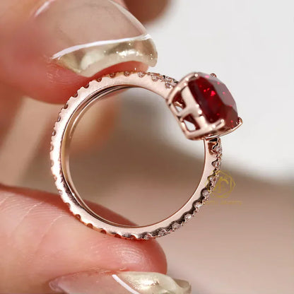Cushion-cut Moissanite Ring