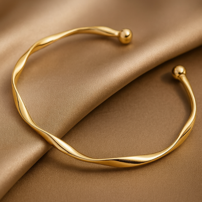 Luxe Gold Open Bracelet