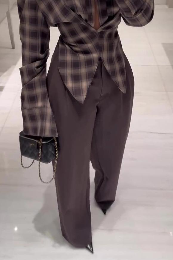 Elegantly Designed Pants
