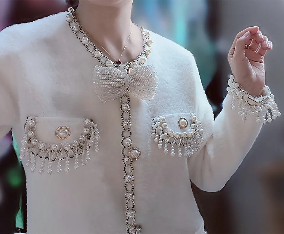 Beautiful Pearl Ring with Unique Style
