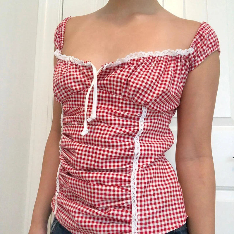 Elegantly Designed Top