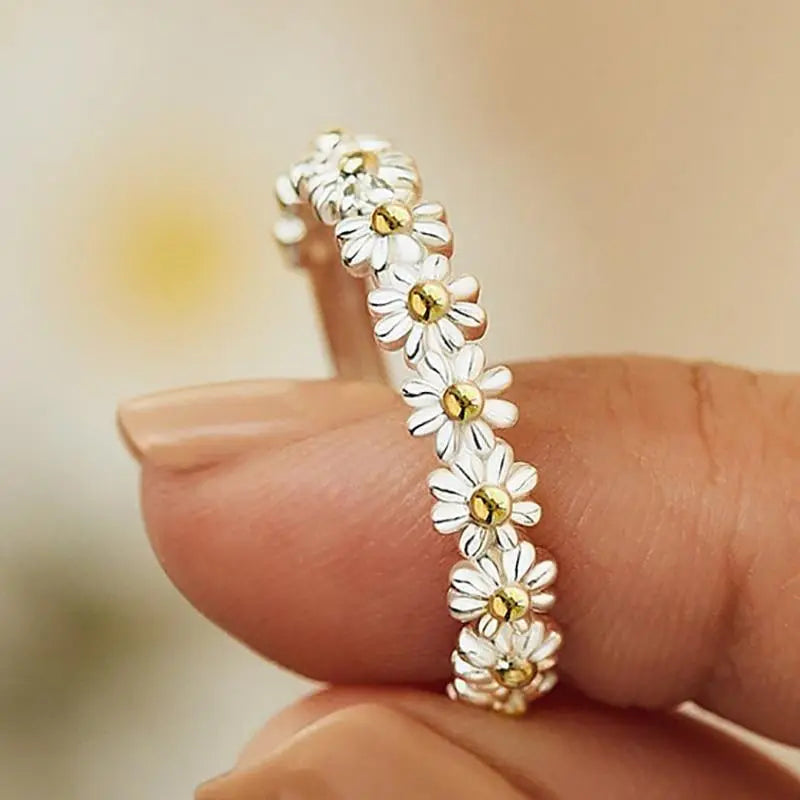Hand-painted Silver Daisy Ring