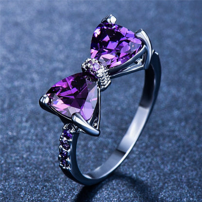 Anillo de Lazo con Piedras Preciosas