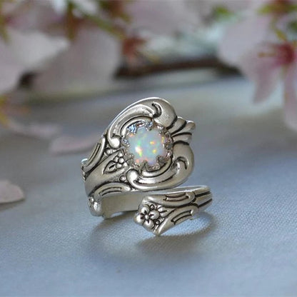 Anillo Ajustable de Ópalo Fuego Blanco en Plata