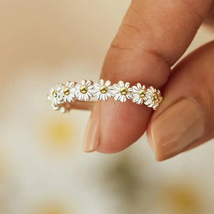 Hand-painted Silver Daisy Ring