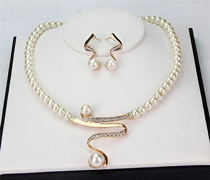 Pearl Jewelry Set – Necklace & Earrings