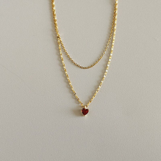 Colgante Corazón de Cristal Rojo en Oro