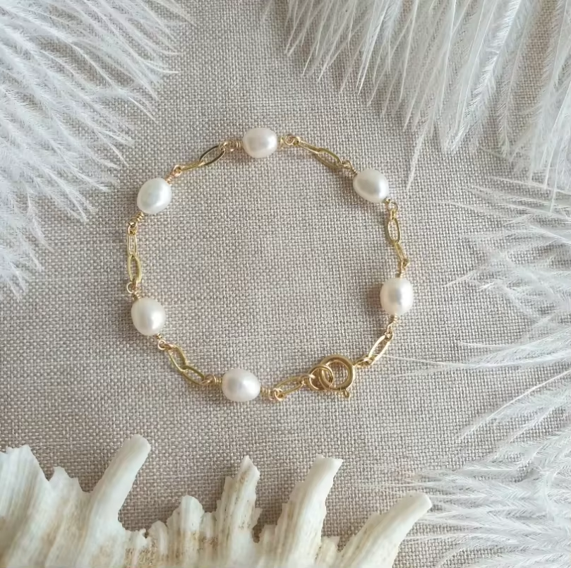 Barroque Pearl Bracelets