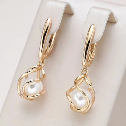 1+1 Offer: Gold Pearl Earrings + Gold Ring With a Fancy Pearl