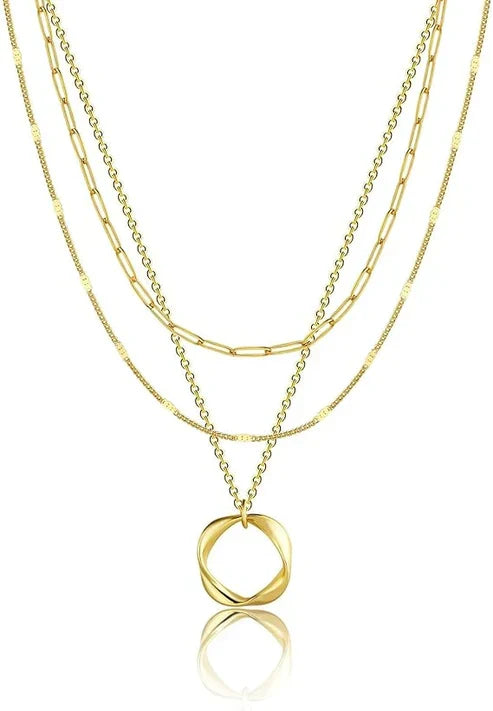 Carmen - Necklace With Gold Chain and Pendant