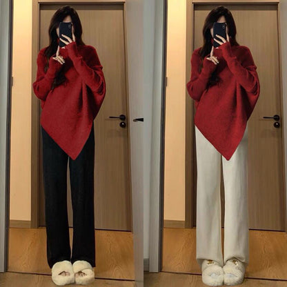 Elegantly Designed Pullover