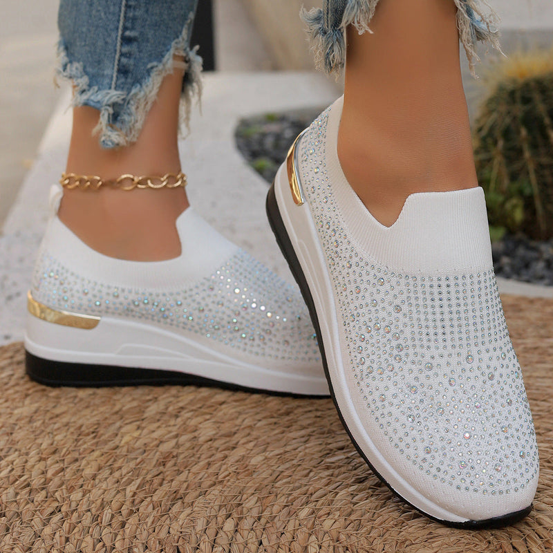 Classic Orthopedic Sneakers with Timeless Style