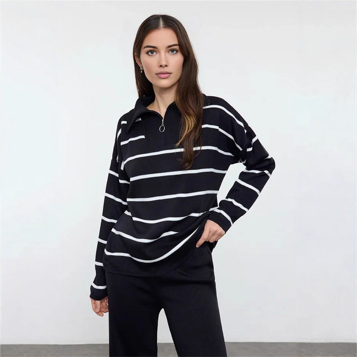 Timeless Vintage Style Pullover