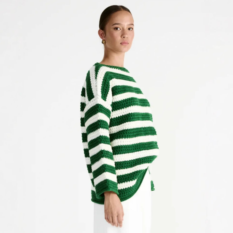 Elegantly Designed Pullover