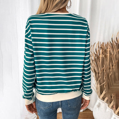 Timeless Vintage Style Pullover