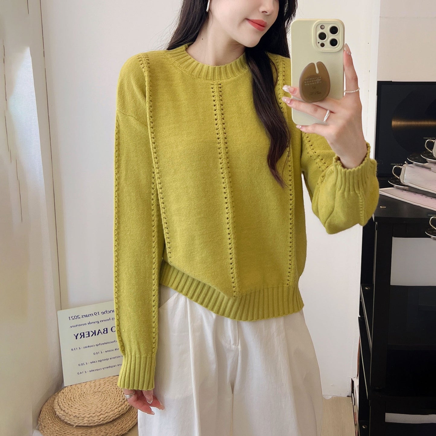 Elegantly Designed Pullover