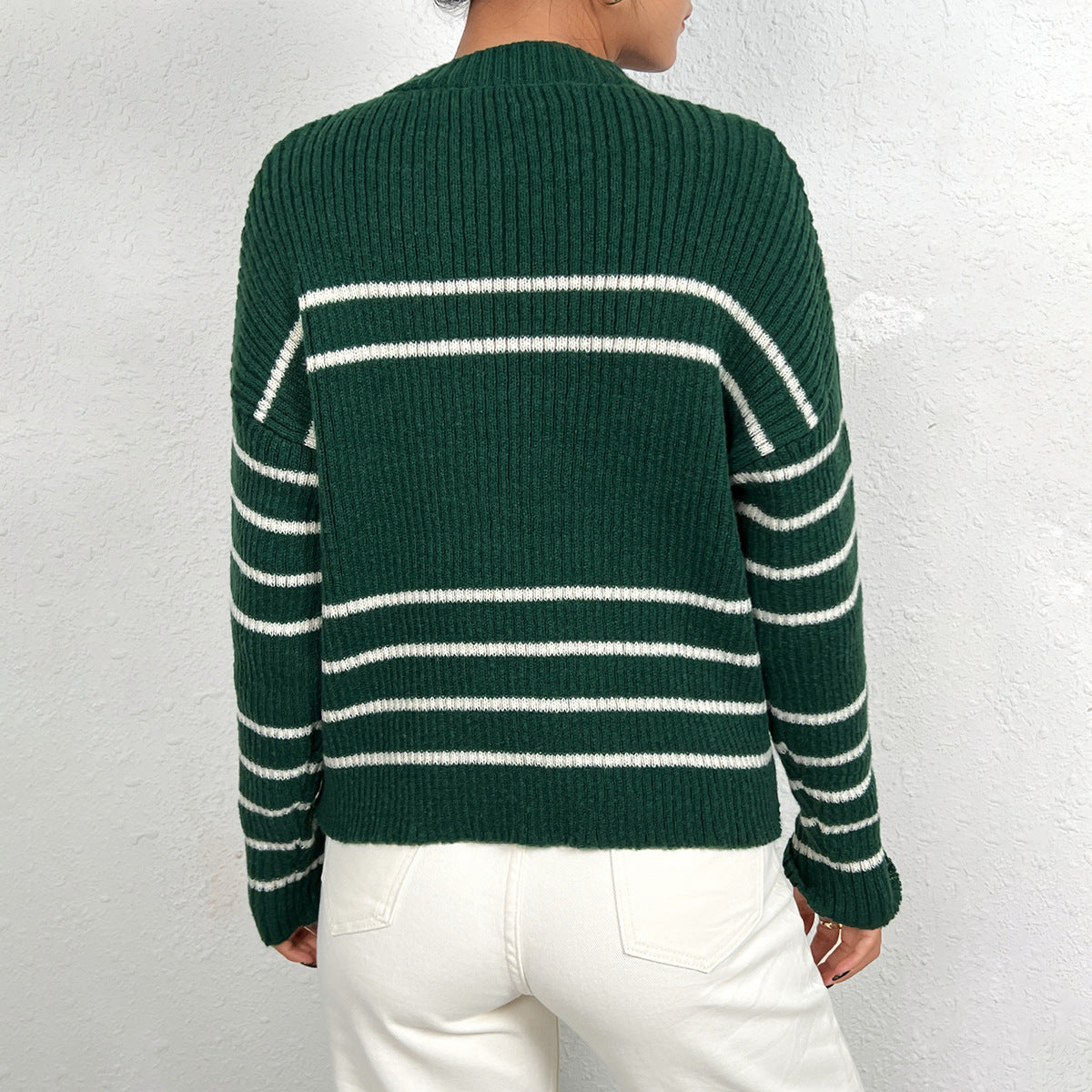 Elegantly Designed Pullover