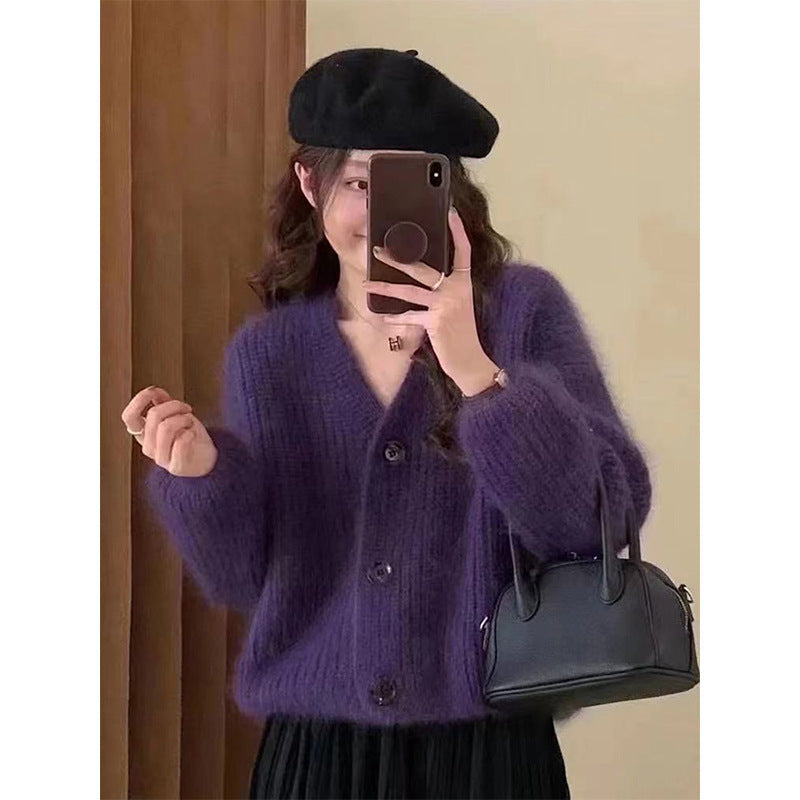 Elegantly Designed Cardigan