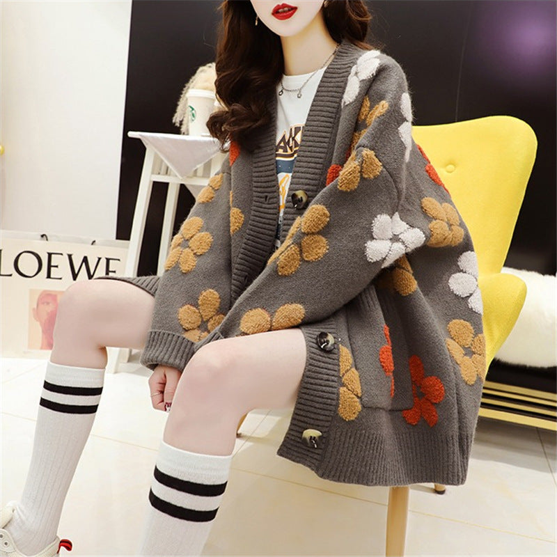 Elegantly Designed Cardigan