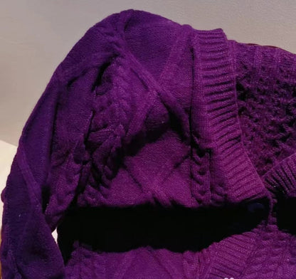Elegantly Designed Cardigan