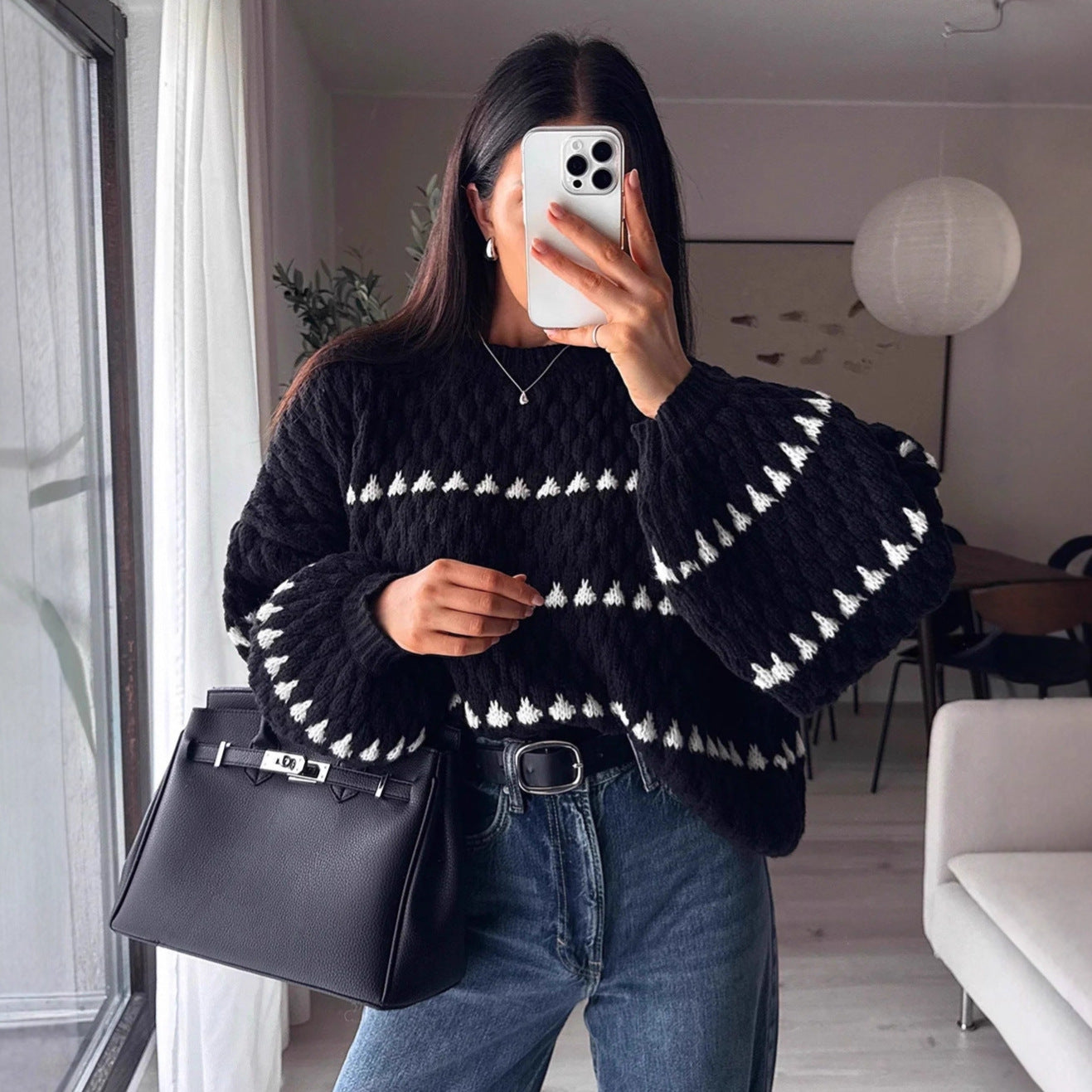 Elegantly Designed Pullover