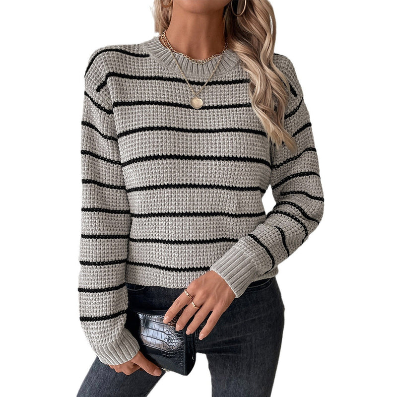 Elegantly Designed Pullover