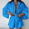 Blau