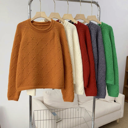 Timeless Vintage Style Pullover