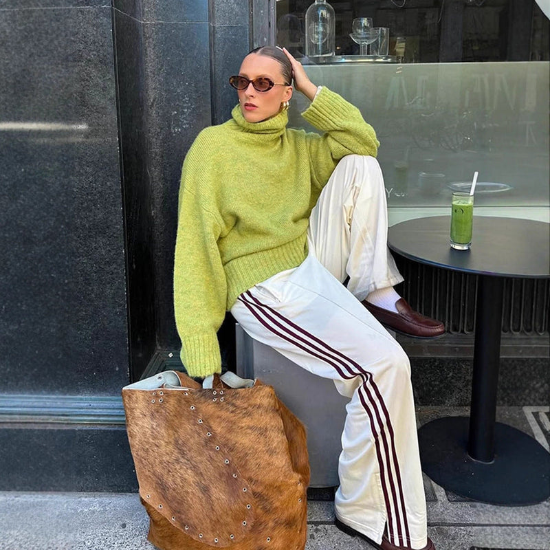Timeless Vintage Style Pullover