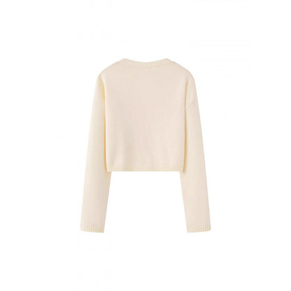 Elegantly Designed Pullover
