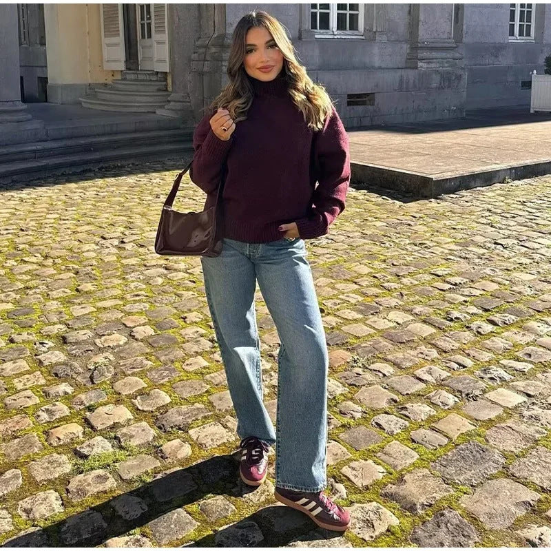 Elegantly Designed Pullover