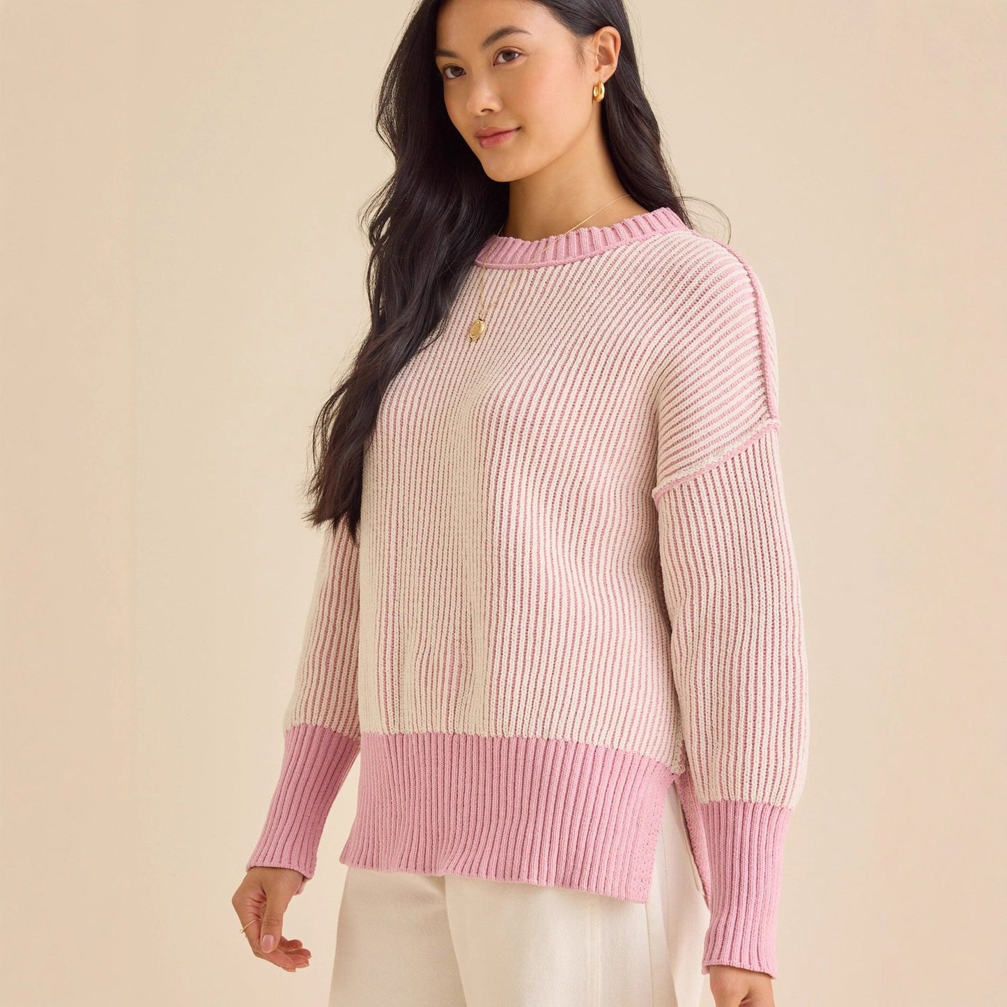 Elegantly Designed Pullover