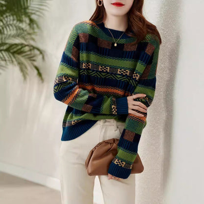 Elegantly Designed Pullover