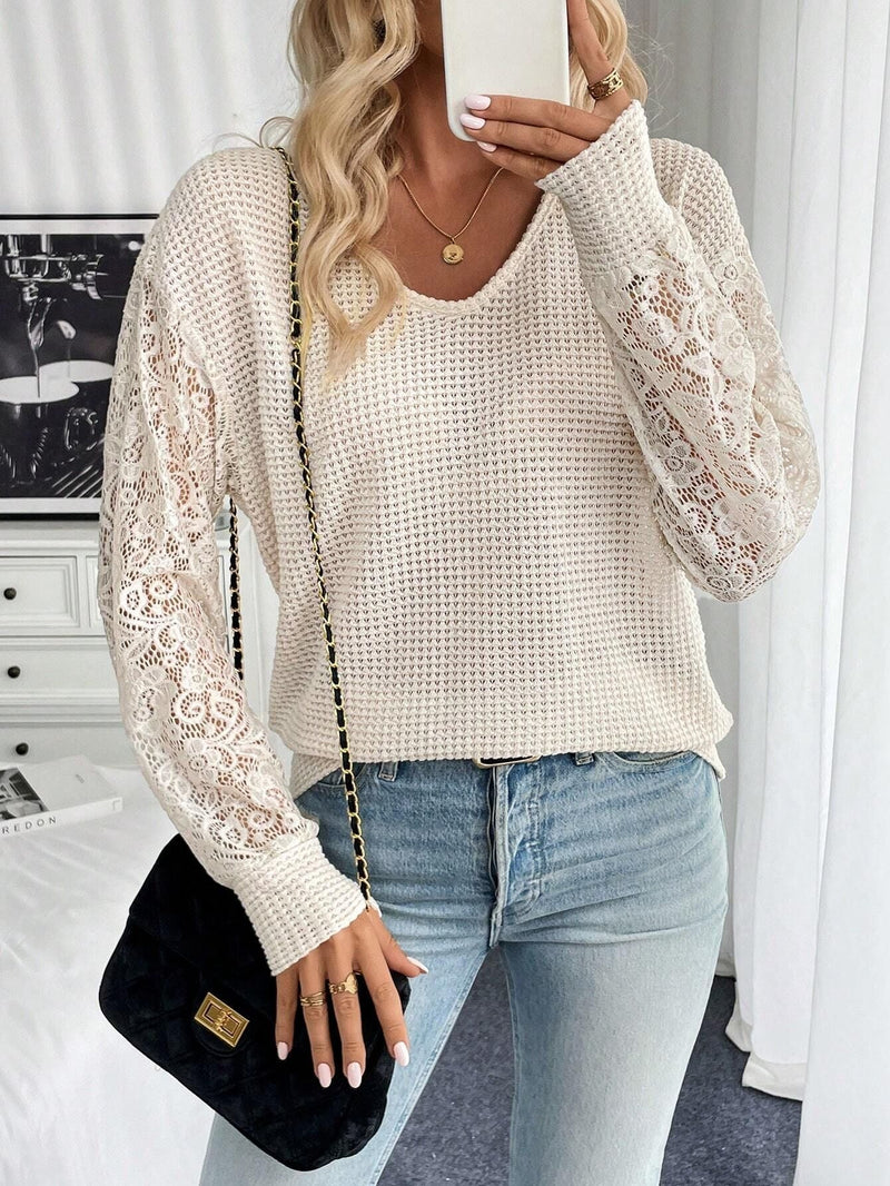 Elegantly Designed Pullover