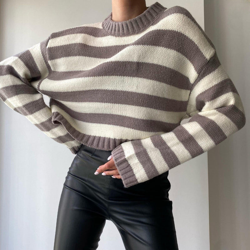 Timeless Vintage Style Pullover