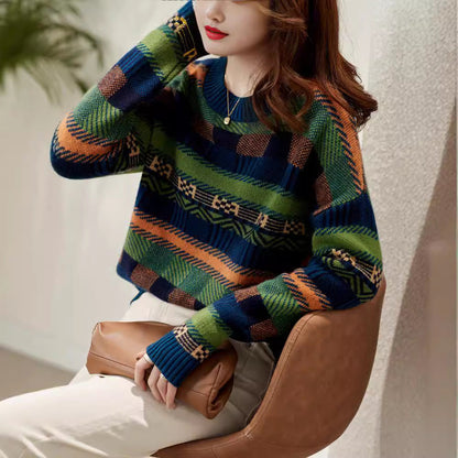 Elegantly Designed Pullover