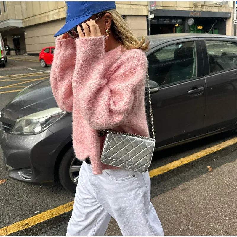 Elegantly Designed Pullover