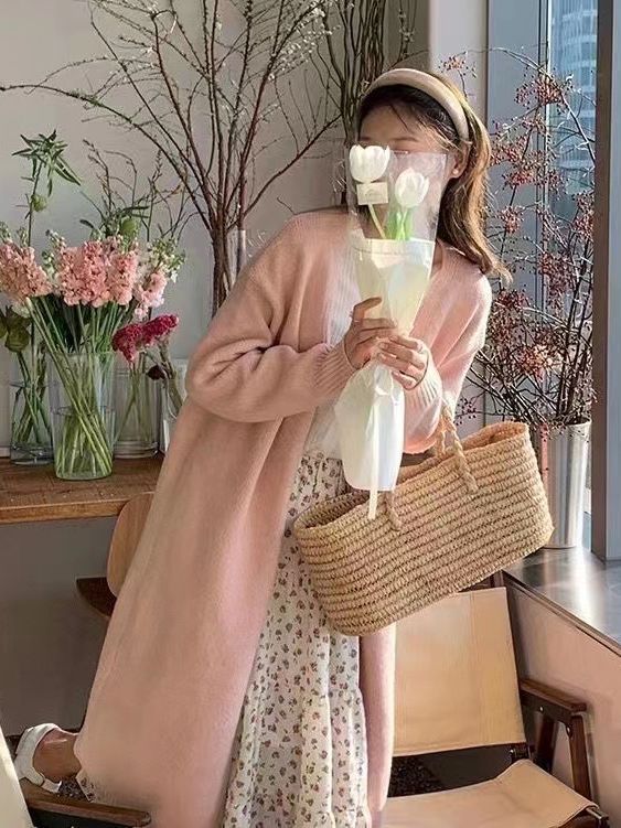 Gracefully Designed Cardigan
