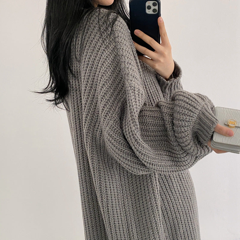 Elegantly Designed Cardigan