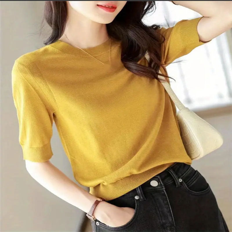 Elegantly Designed Pullover