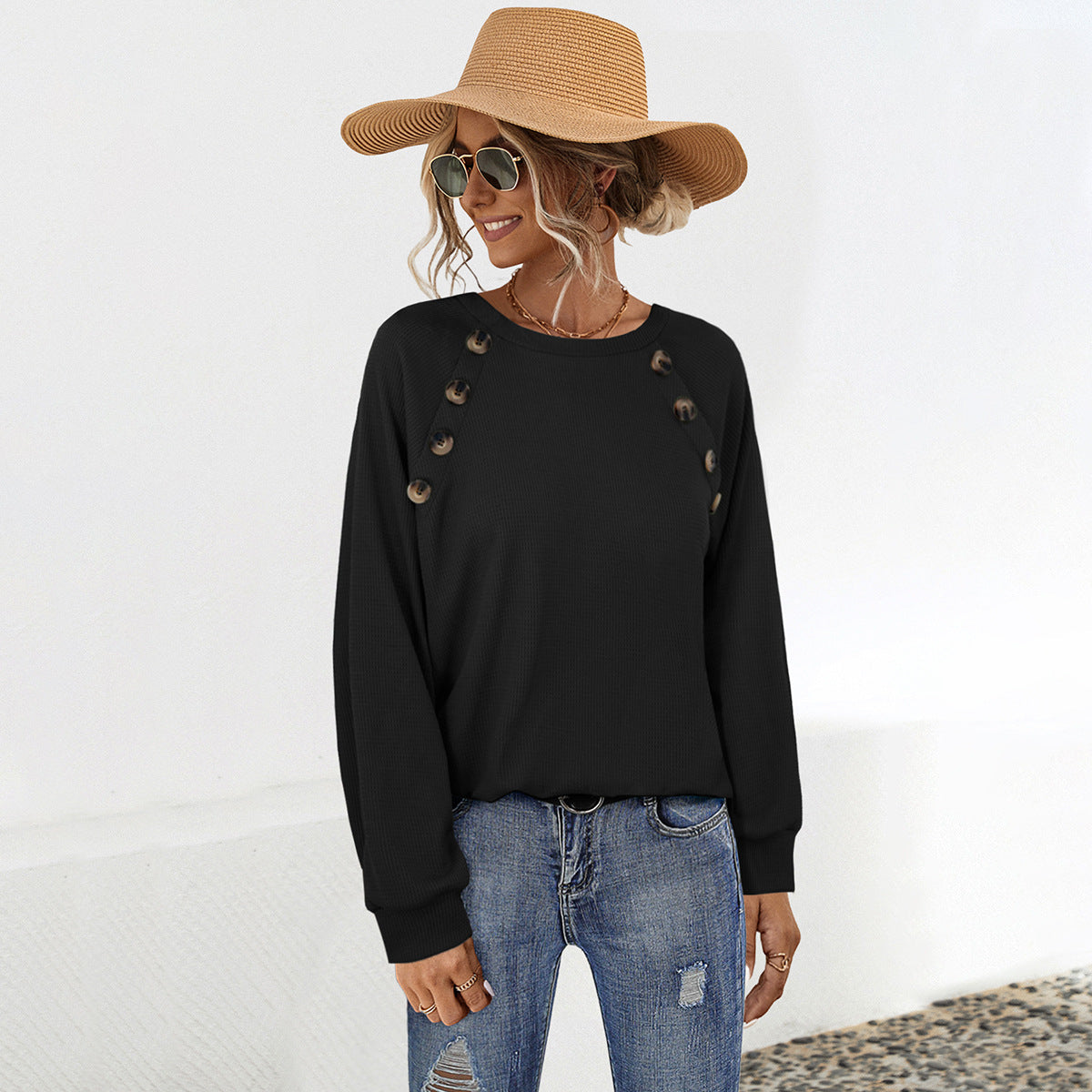 Elegantly Designed Pullover
