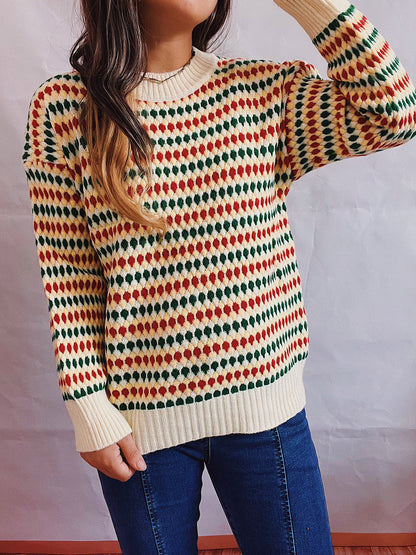 Elegantly Designed Pullover