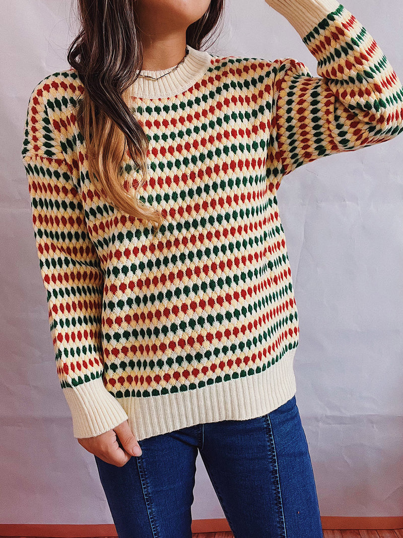 Elegantly Designed Pullover