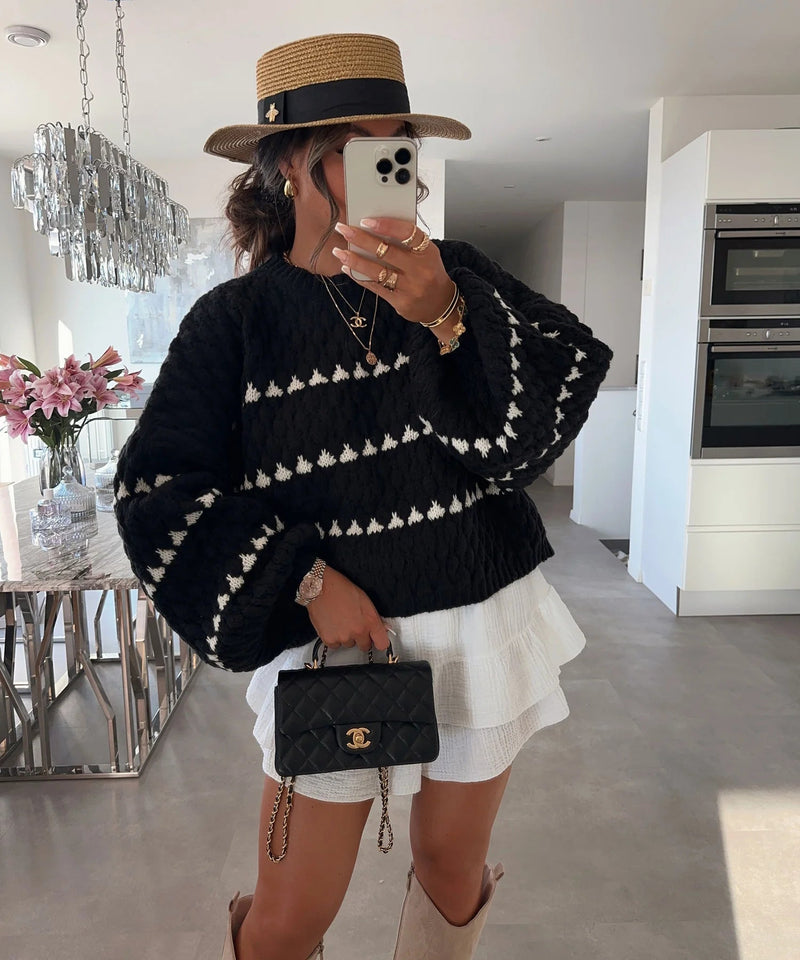 Elegantly Designed Pullover