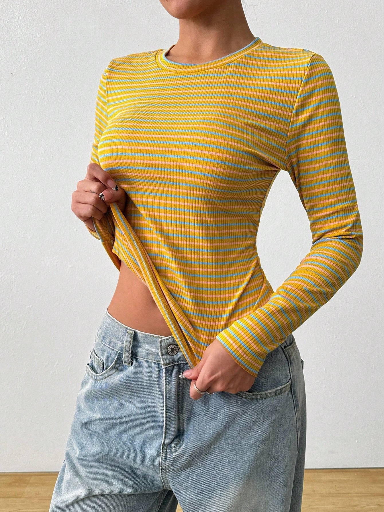 Gelb