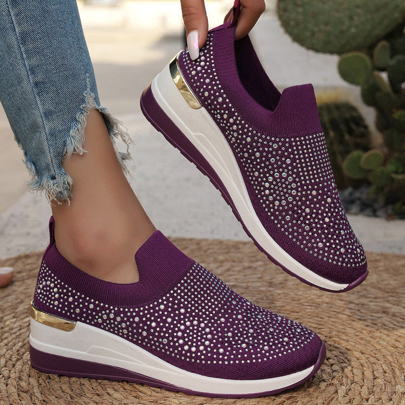 Classic Orthopedic Sneakers with Timeless Style