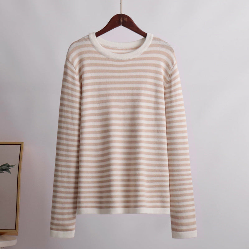 Elegantly Designed Pullover