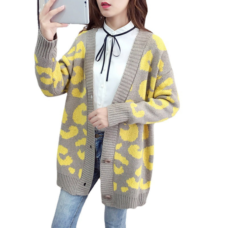 Gracefully Designed Cardigan