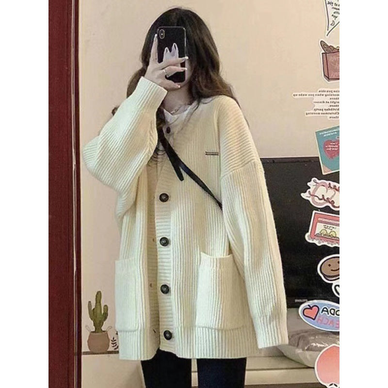 Gracefully Designed Cardigan